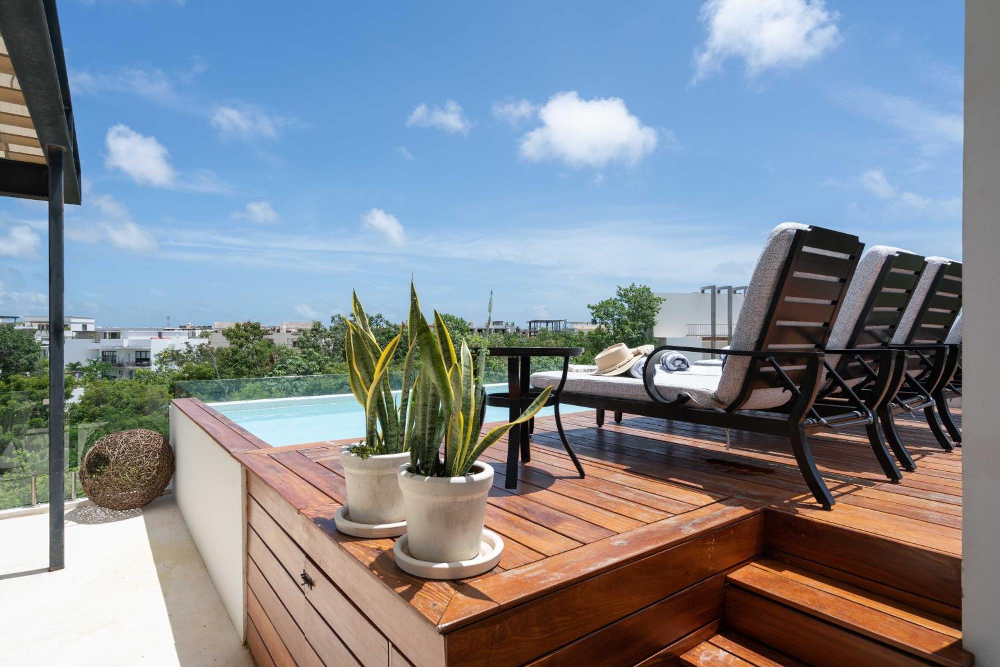 Panoramic Aparthotel